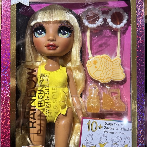 RAINBOW HIGH SWIM & STYLE SUNNY MADISON 11" DOLL - Picture 3 of 10